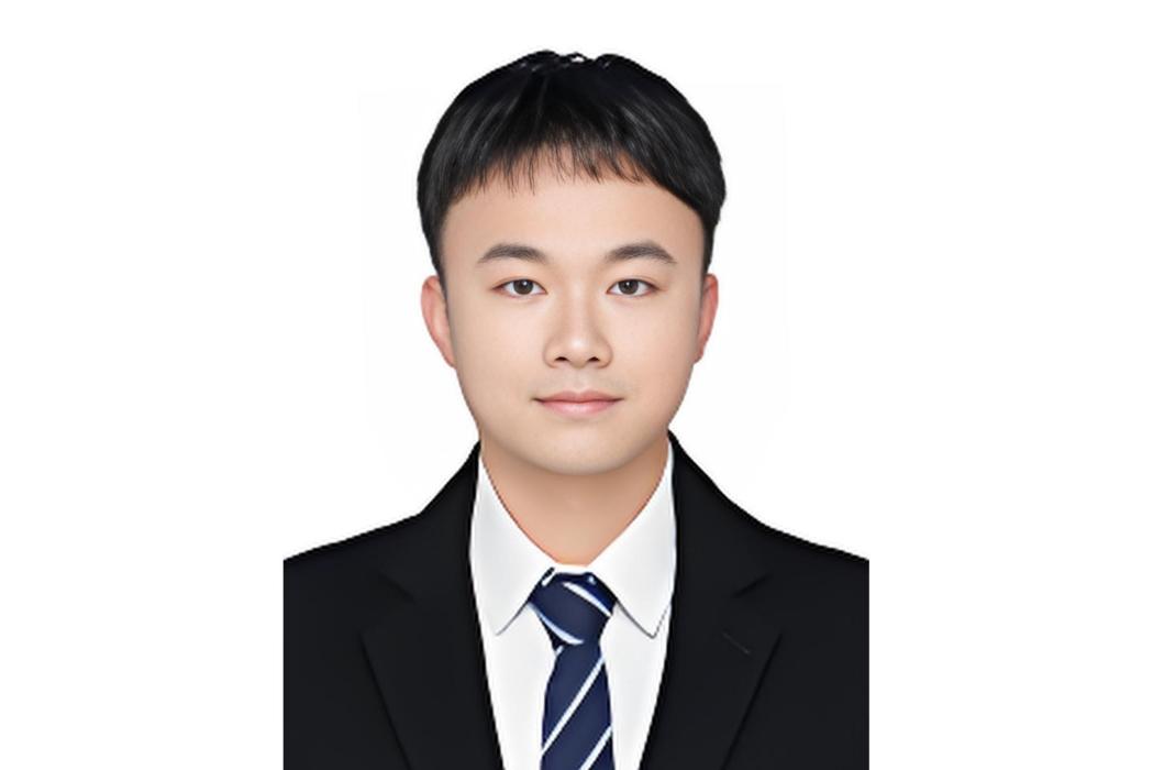 唐凡(國營蕪湖機械廠飛機裝配維修師)