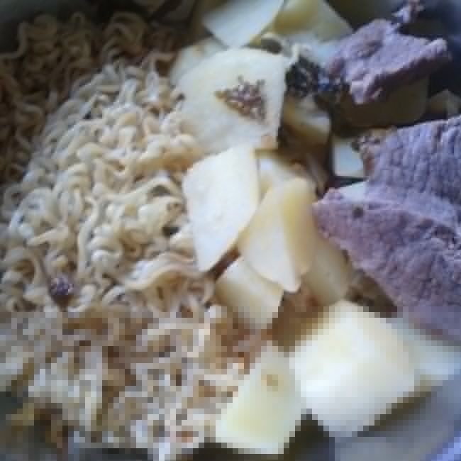 土豆泡麵 土豆泡麵