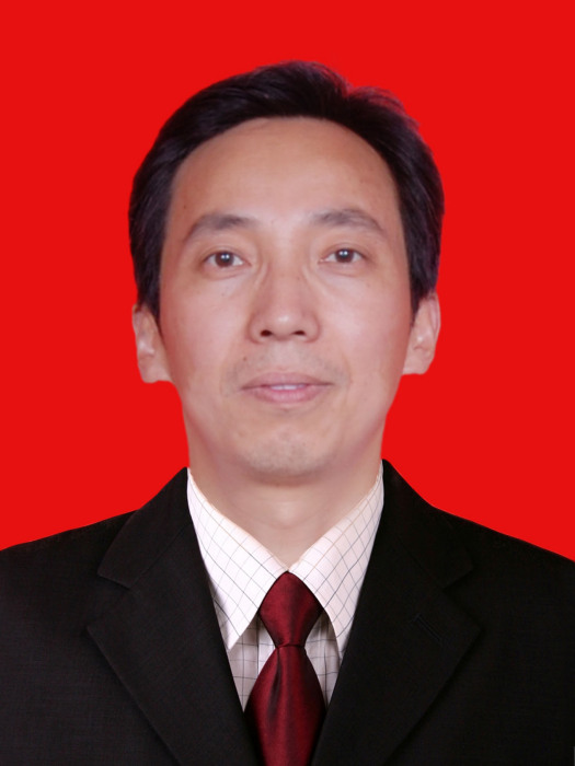 苟武昌(蒼溪經濟開發區信息服務中心主任) 苟武昌(蒼溪經濟開發區信息服務中心主任)