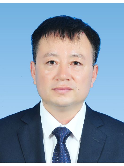 孟翔(山東省高密市行政審批服務局黨組成員、市政務服務中心主任) 孟翔(山東省高密市行政審批服務局黨組成員、市政務服務中心主任)