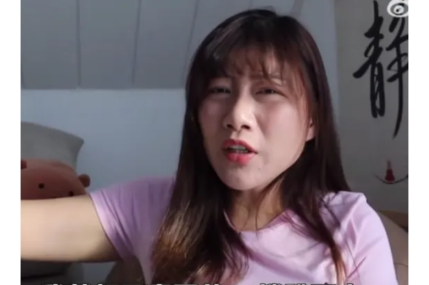 朱莉(“洋女婿”阿福的前妻) 朱莉(“洋女婿”阿福的前妻)