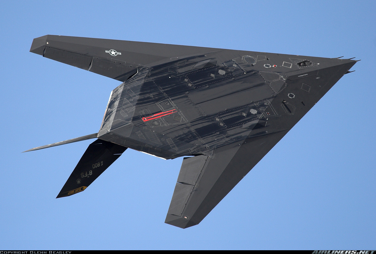 F-117A攻擊機(美國F-117隱形轟炸機)