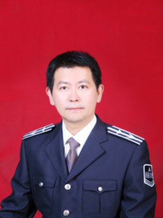 鄭曉東(玉山縣市場監督管理局副局長、黨委委員) 鄭曉東(玉山縣市場監督管理局副局長、黨委委員)