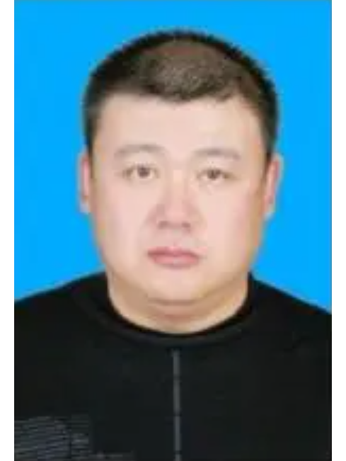 馬雲龍(桃山林業局職工醫院院長) 馬雲龍(桃山林業局職工醫院院長)