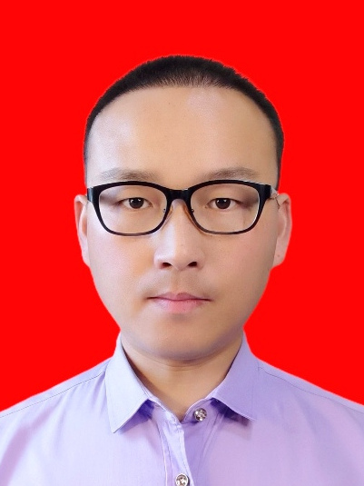顧濤(湖北省十堰市張灣區文化和旅遊局黨組成員、張灣區文學藝術界聯合會主席) 顧濤(湖北省十堰市張灣區文化和旅遊局黨組成員、張灣區文學藝術界聯合會主席)