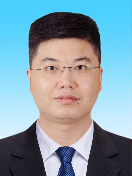 王仕雄(四川省廣元市劍閣縣委常委、常務副縣長) 王仕雄(四川省廣元市劍閣縣委常委、常務副縣長)
