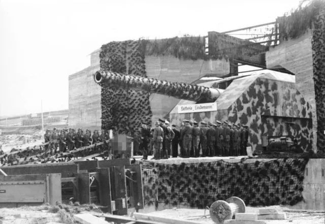 圖為德國406毫米L/52 Drh C/34型主炮