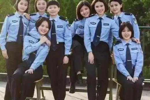 女子警察 女子警察