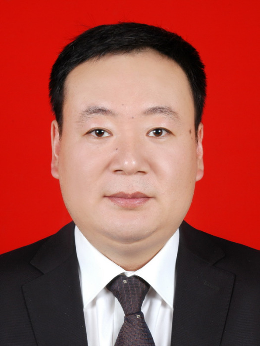 王小育 王小育