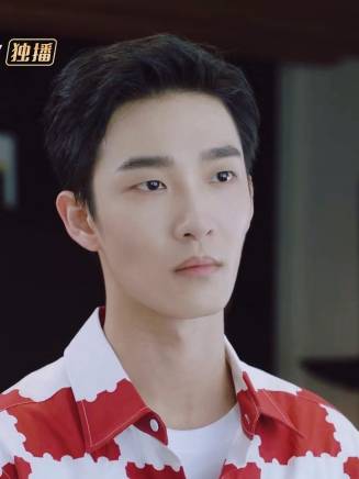 姚冠宇