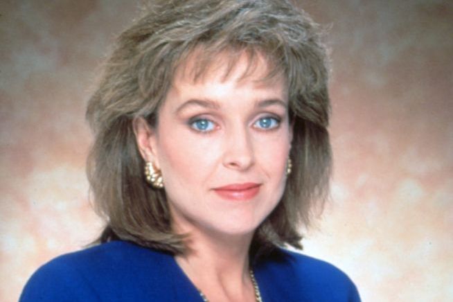 吉爾·艾肯伯里(Jill Eikenberry) 吉爾·艾肯伯里(Jill Eikenberry)
