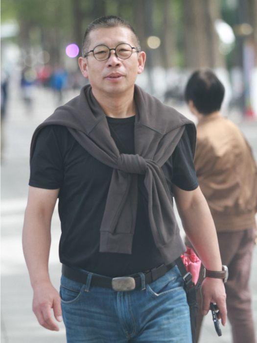 宋強(職業油畫家、中國油畫學會會員) 宋強(職業油畫家、中國油畫學會會員)