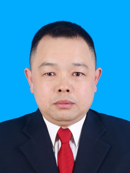 覃萬軍(湖北省宜昌市長陽土家族自治縣司法局黨組書記、局長) 覃萬軍(湖北省宜昌市長陽土家族自治縣司法局黨組書記、局長)