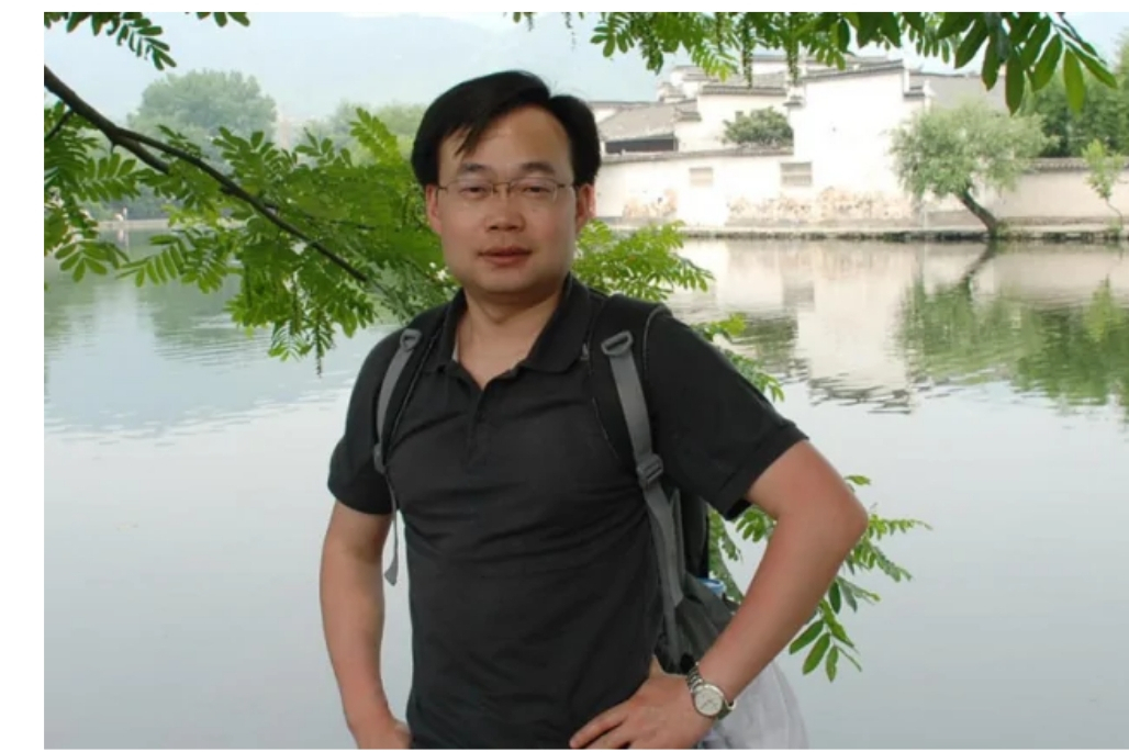 曾凡林(哈爾濱工業大學教授、博士生導師) 曾凡林(哈爾濱工業大學教授、博士生導師)