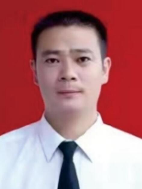 袁四海(湖南省懷化市麻陽苗族自治縣衛生健康局黨委委員、副局長) 袁四海(湖南省懷化市麻陽苗族自治縣衛生健康局黨委委員、副局長)