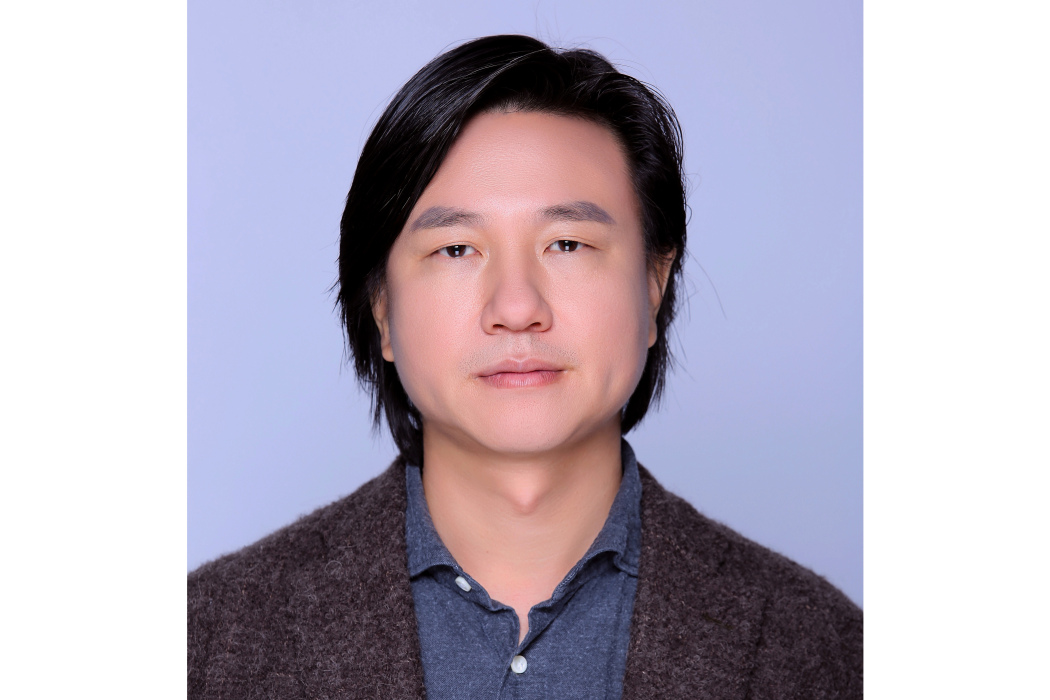 張曉東(中國湖南籍藝術家) 張曉東(中國湖南籍藝術家)