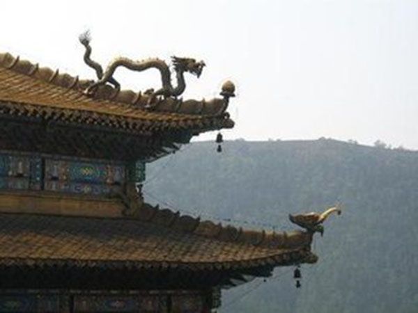 披水梢壟 披水梢壟