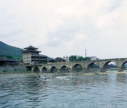 啟靈橋 啟靈橋