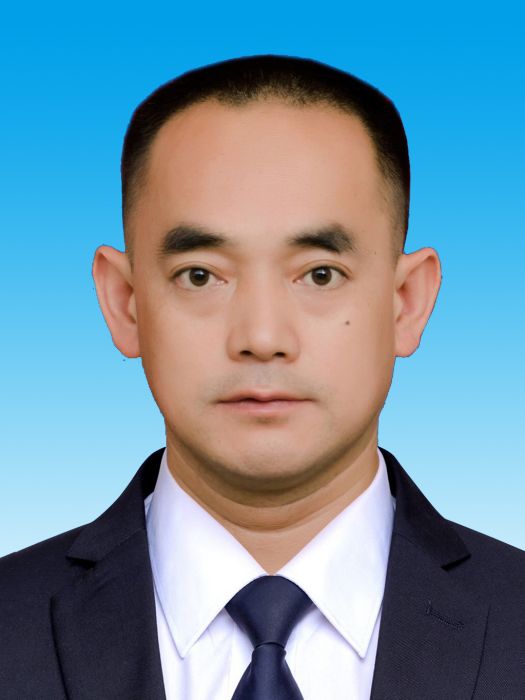 陳海東(湖南省湘江新區政法工作部部務會成員、執法監督處處長,嶽麓區委政法委副書記) 陳海東(湖南省湘江新區政法工作部部務會成員、執法監督處處長,嶽麓區委政法委副書記)