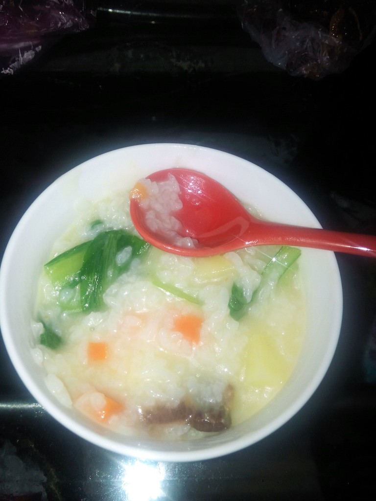鮪魚蔬菜粥