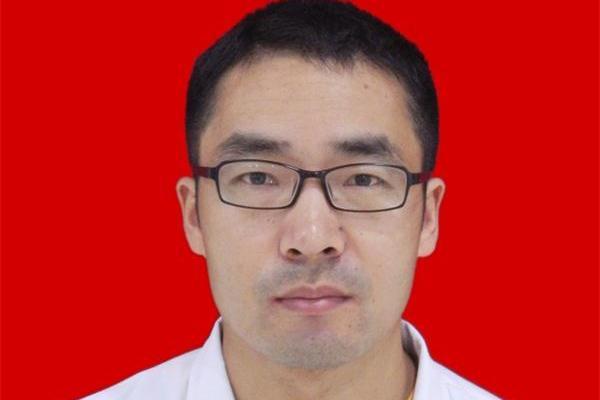 安明偉(江西中醫藥大學附屬醫院副主任中醫師) 安明偉(江西中醫藥大學附屬醫院副主任中醫師)
