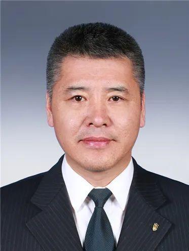 張迎(遼寧省委教育工作委員會專職委員) 張迎(遼寧省委教育工作委員會專職委員)