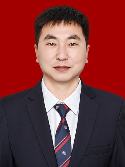 蔣青松(重慶市豐都縣司法局黨組成員、法制服務中心主任)