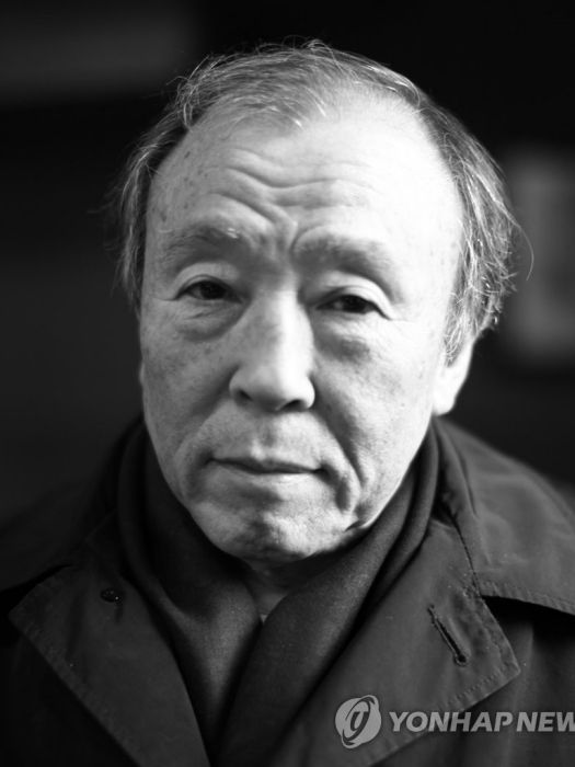 尹厚明 尹厚明