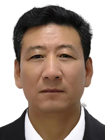徐輝(安徽省蕪湖市南陵縣民政局黨組委員、民政事務服務中心主任) 徐輝(安徽省蕪湖市南陵縣民政局黨組委員、民政事務服務中心主任)