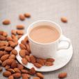 杏仁奶茶