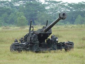 新加坡飛馬155毫米重型火炮