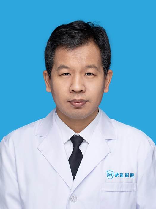 張興樂(承德醫學院附屬醫院副主任醫師) 張興樂(承德醫學院附屬醫院副主任醫師)