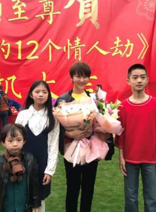 王李丹妮 王李丹妮