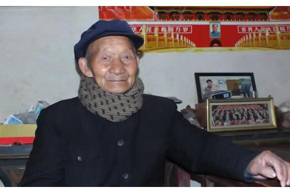馮自根(山西晉城紅軍老人) 馮自根(山西晉城紅軍老人)
