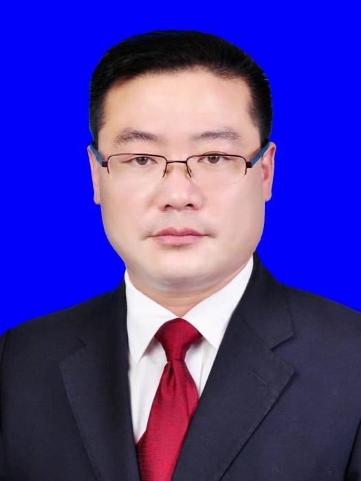 李棟(貴州省開陽縣教育局黨委書記,局長) 李棟(貴州省開陽縣教育局黨委書記,局長)