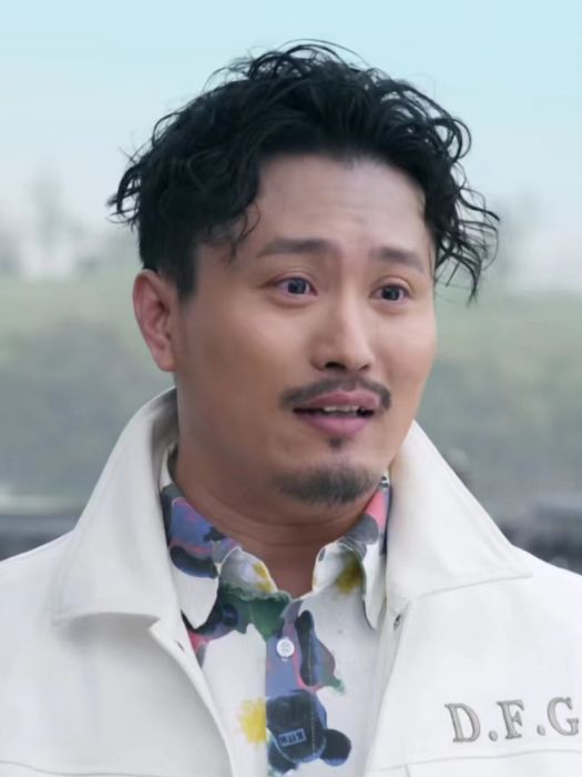 任益弘 任益弘