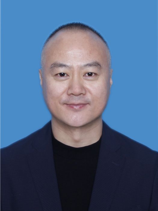 王曉東(河南省鄭州市航空港經濟綜合實驗區八千辦事處黨工委委員、紀工委書記)