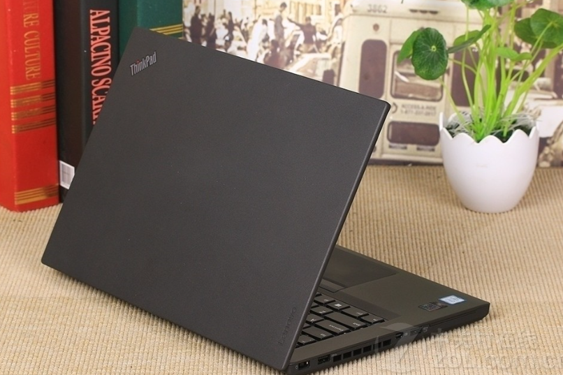 ThinkPad T460(20FNA02DCD) ThinkPad T460(20FNA02DCD)