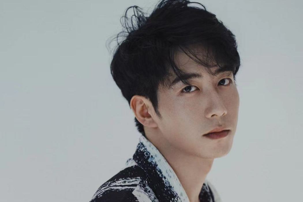 周航(中國內地影視男演員,製片人) 周航(中國內地影視男演員,製片人)