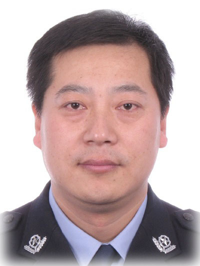 李灝(陝西省鹹陽市乾縣人民政府副縣長,公安局黨委書記、局長、督察長) 李灝(陝西省鹹陽市乾縣人民政府副縣長,公安局黨委書記、局長、督察長)