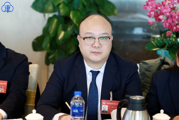 李小剛(政協天津市第十五屆委員會委員) 李小剛(政協天津市第十五屆委員會委員)
