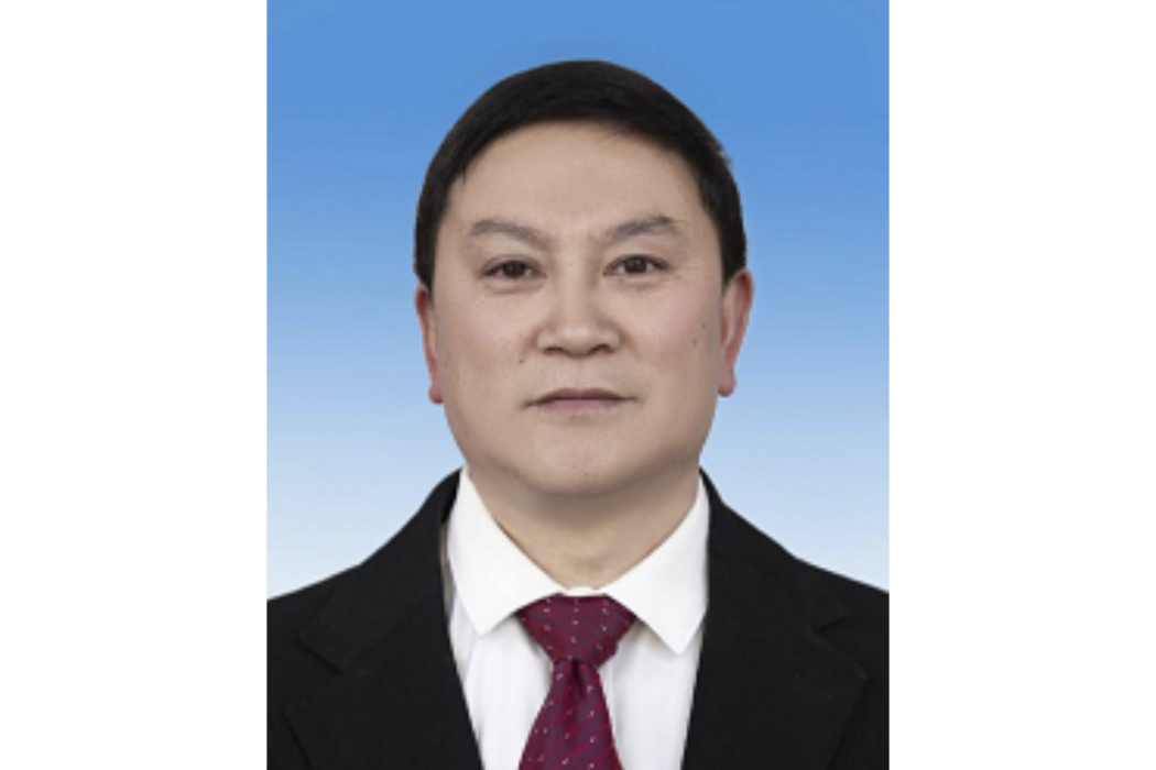 滕建群(湖南省鳳凰縣落潮井鎮黨委委員、人大主席) 滕建群(湖南省鳳凰縣落潮井鎮黨委委員、人大主席)