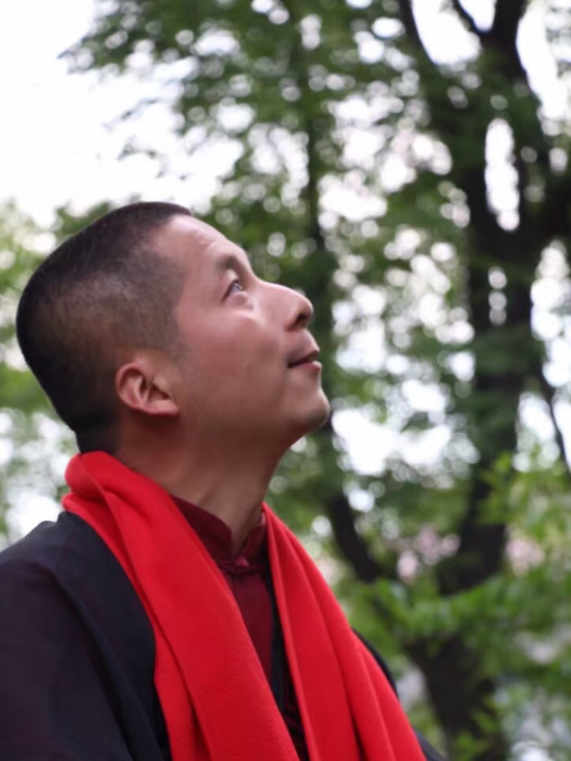 王權(深圳豆為文化傳播有限公司董事長) 王權(深圳豆為文化傳播有限公司董事長)