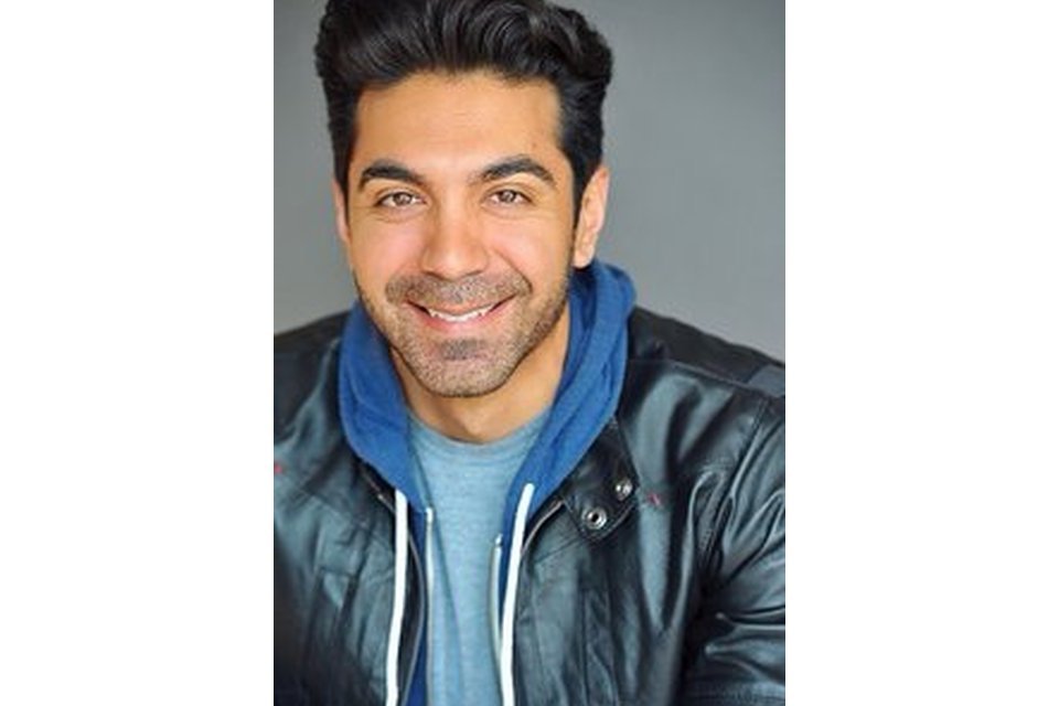 Matthew Farhat Matthew Farhat