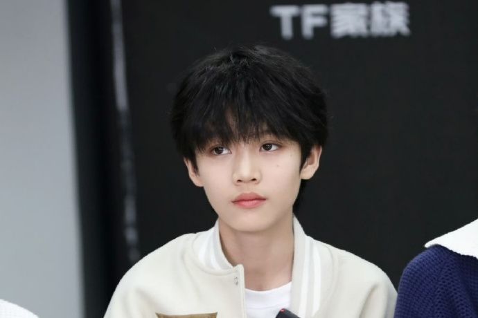 李嘉森(中國內地男藝人，TF家族四代練習生)