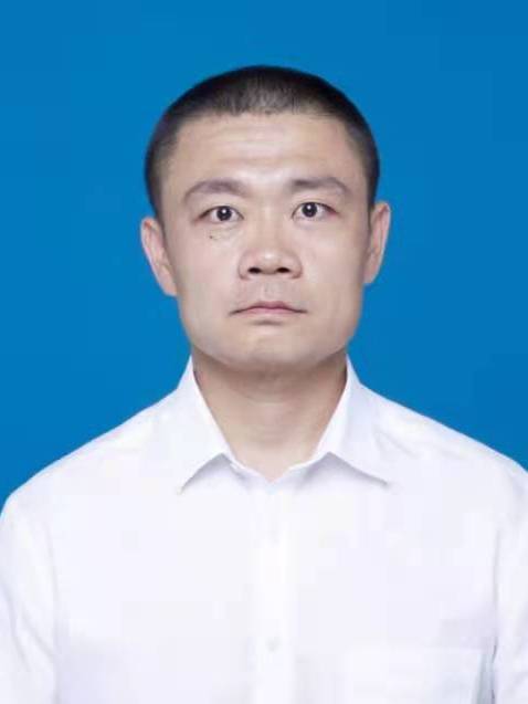 林嘯(山東省濱州市濱城區科技局黨組成員、三級主任科員) 林嘯(山東省濱州市濱城區科技局黨組成員、三級主任科員)