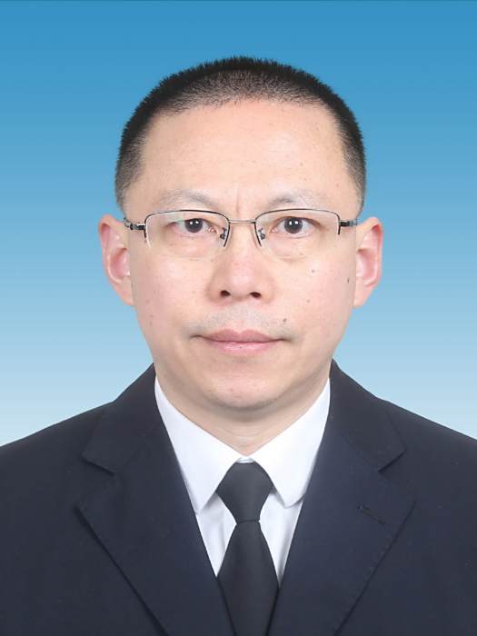 譚平(重慶市涪陵區高新區黨工委委員、管委會副主任) 譚平(重慶市涪陵區高新區黨工委委員、管委會副主任)