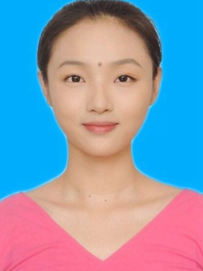 李紫衣 李紫衣