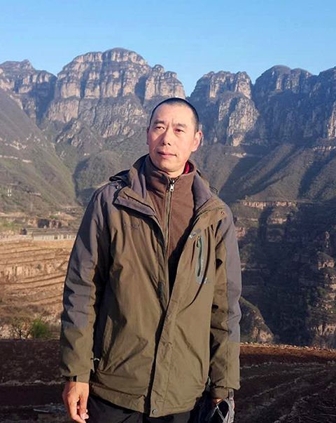 馬明松(河南漯河職業技術學院美術系講師) 馬明松(河南漯河職業技術學院美術系講師)