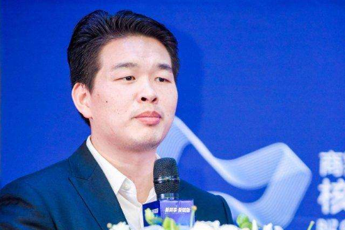 李騰飛(中域教育集團董事長) 李騰飛(中域教育集團董事長)